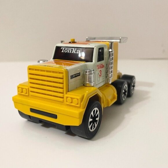 Vintage 80s Yellow Tonka Semi Mack Truck Clutch Popper Made in Japan - Picture 14 of 16